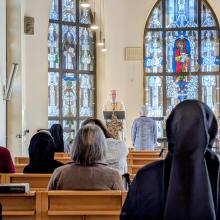 Pater Erasmus in der Kapelle des St. Paulus